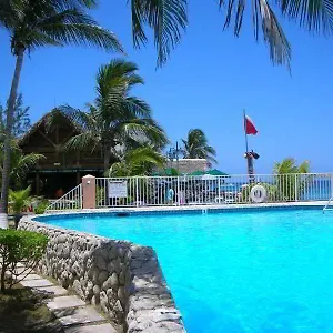 Sunset House 2* George Town